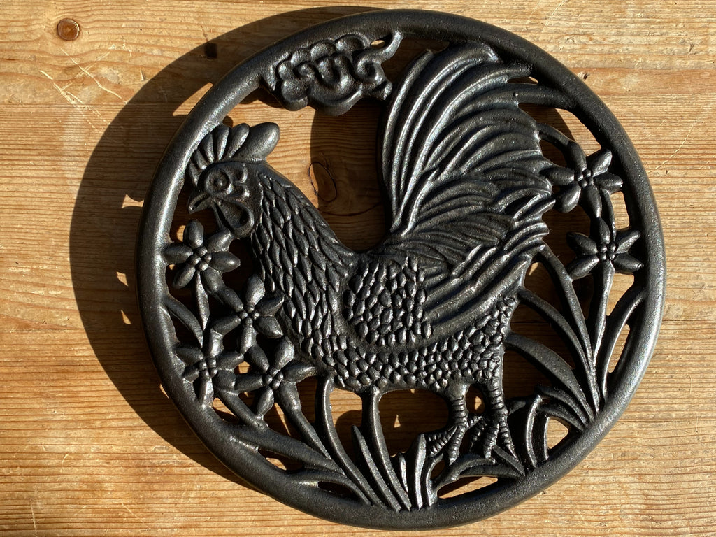 Metal Trivet Circular - Chicken image 1