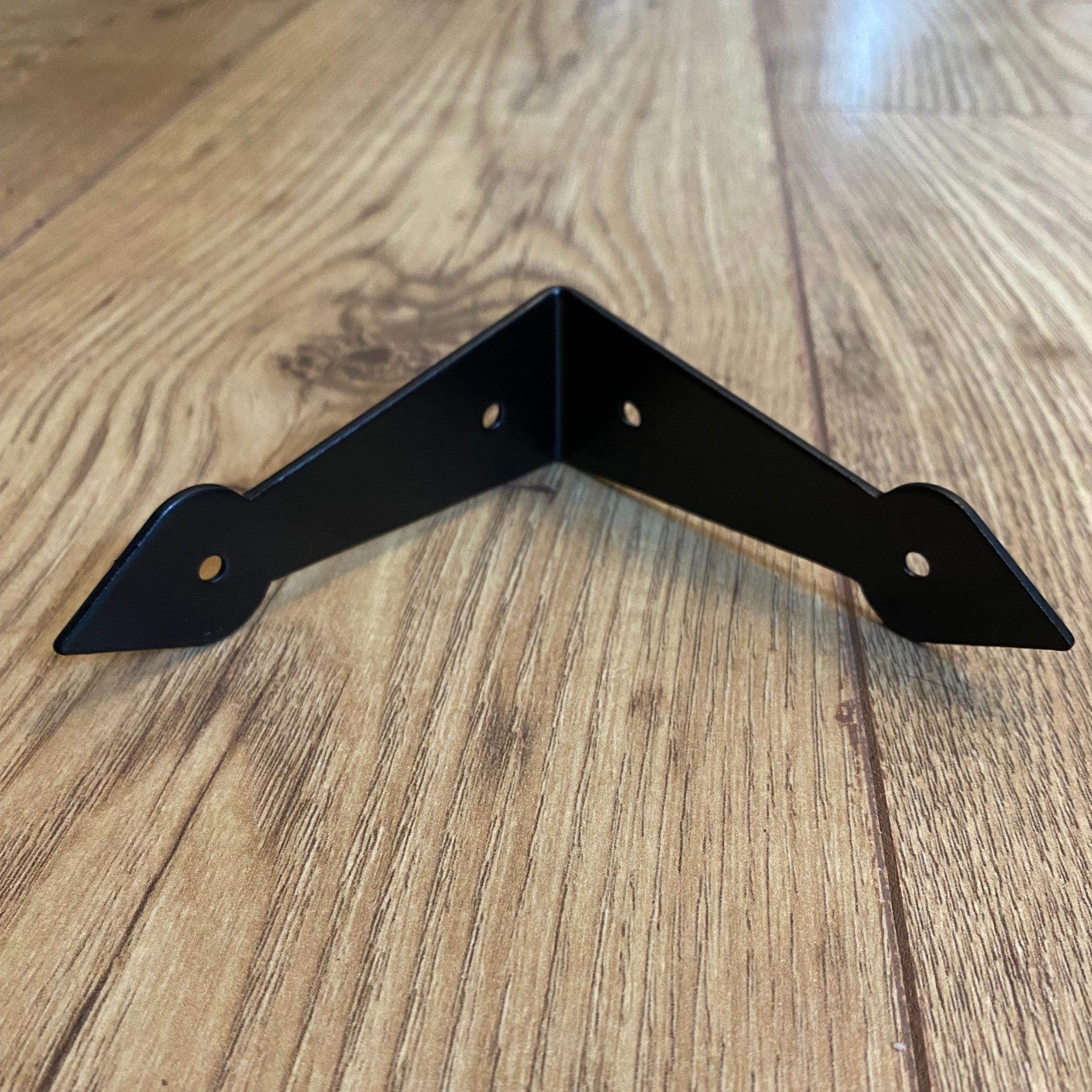 Arrowhead Corner Strap Satin Black image 2