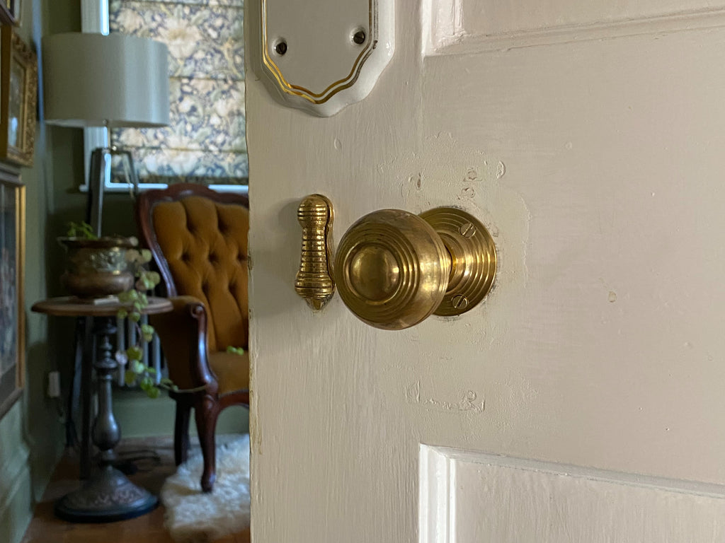 Escutcheon Solid Brass - Beehive image 1