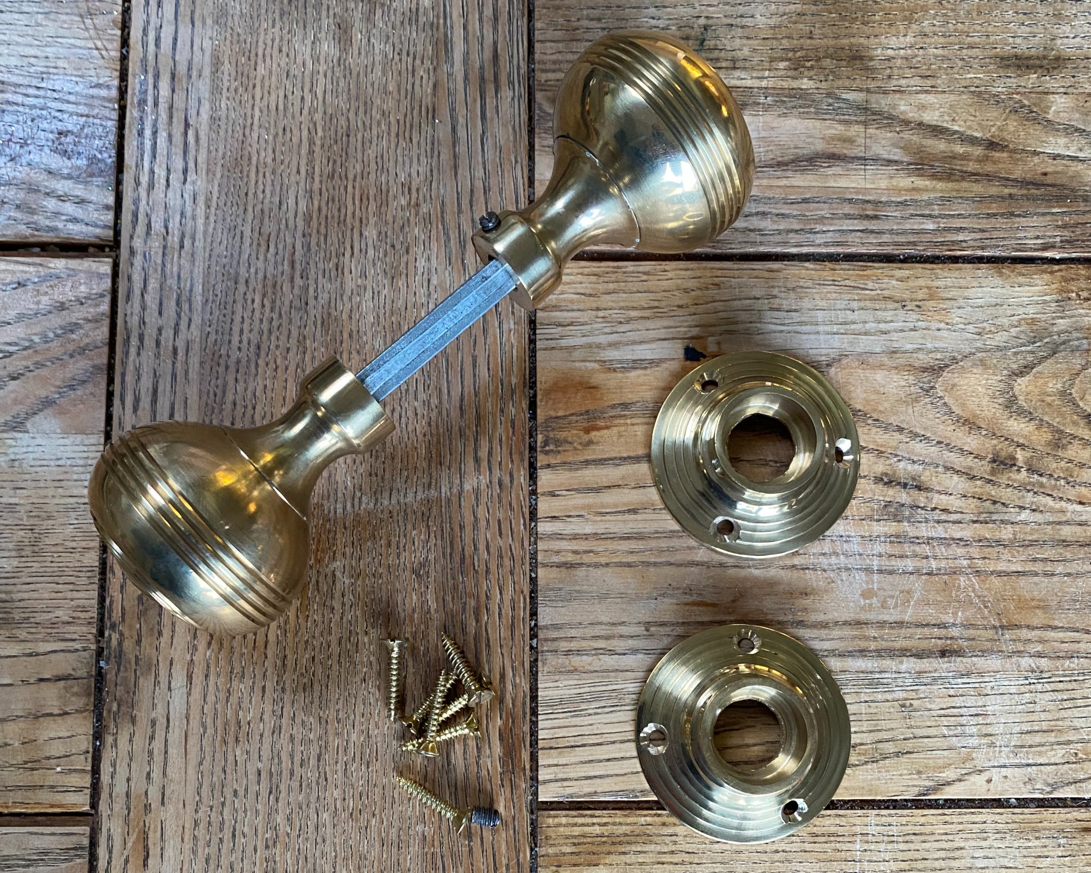 Brass Door Knob Beehive Ribbed image 4