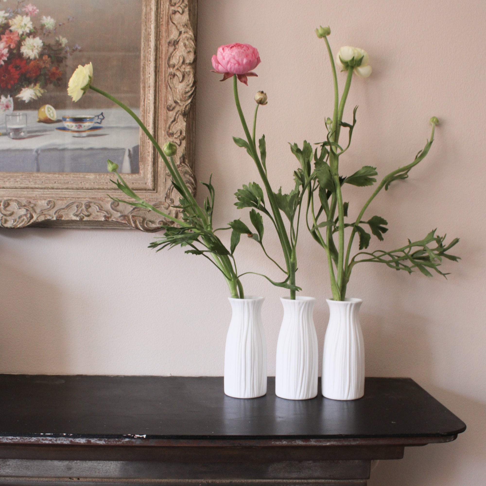 Bud Vase Matte White - Ribbed image 1