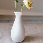 Bud Vase White - Curved image 2